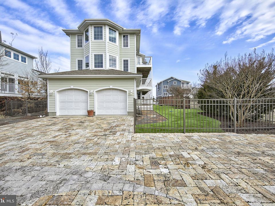 1st image of 5 Cape Henlopen Dr #A