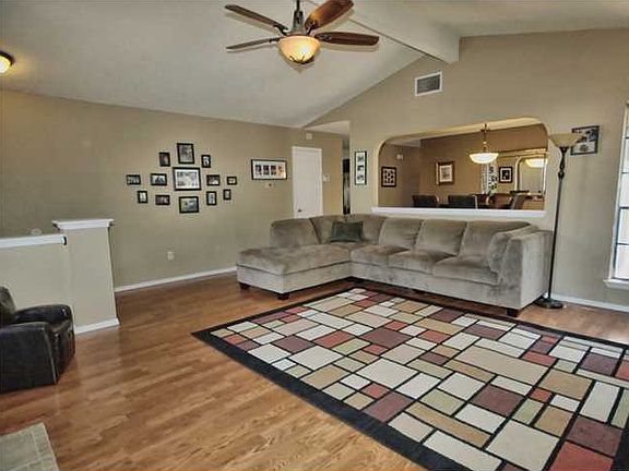 4th image of 12203 Shropshire Blvd