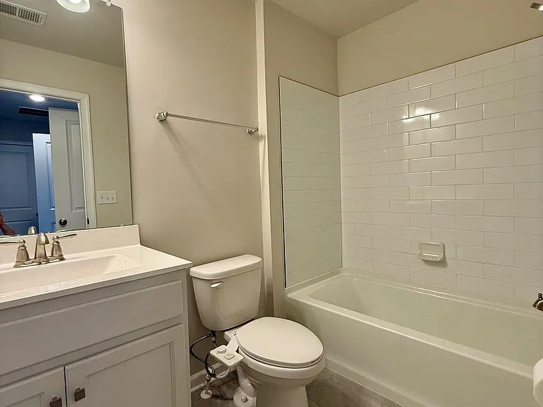 4 Peregrine Way — Photo 15