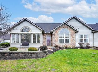 564 Crossings Cir, Tallmadge, OH 44278
