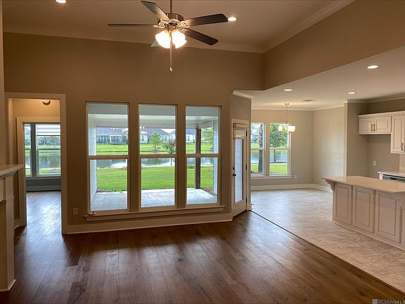 3rd image of 3031 Canewood Ln