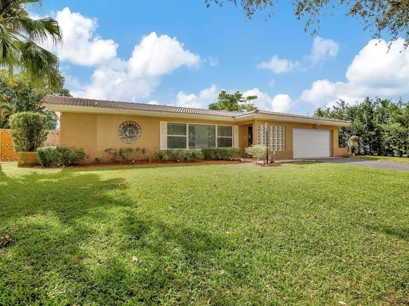 7240 NW 7th Court, Plantation, FL 33317