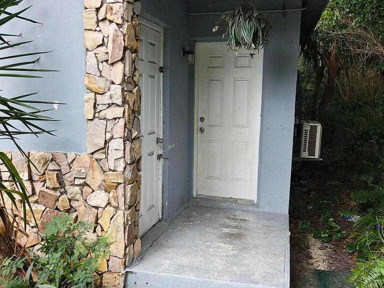 2318 Van Buren St #1 — Photo 8
