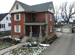 18 Emerick Ave, Fort Erie, ON L2A 2W3
