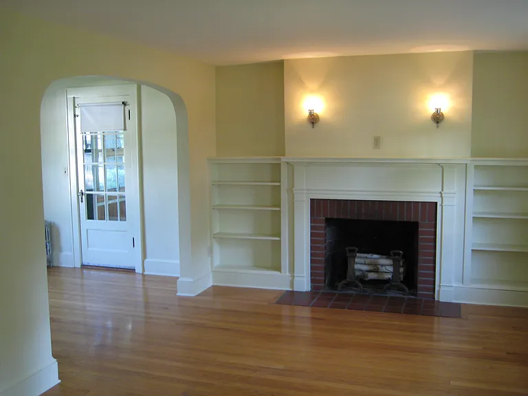 238 Connecticut Ave — Photo 2