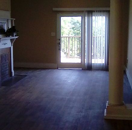 LIVING ROOM TO DECK