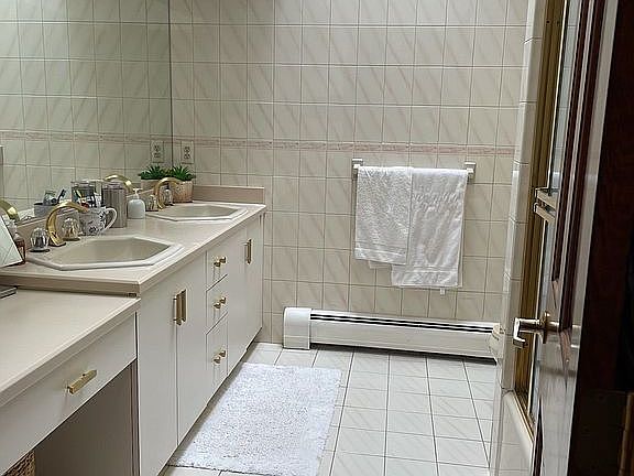 4th image of 112 Langner Pl