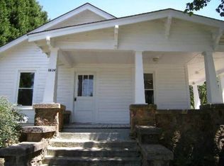 1424 9th Ave SE, Hickory, NC 28602