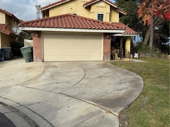 2820 Park Vista Dr, Rialto, CA 92376