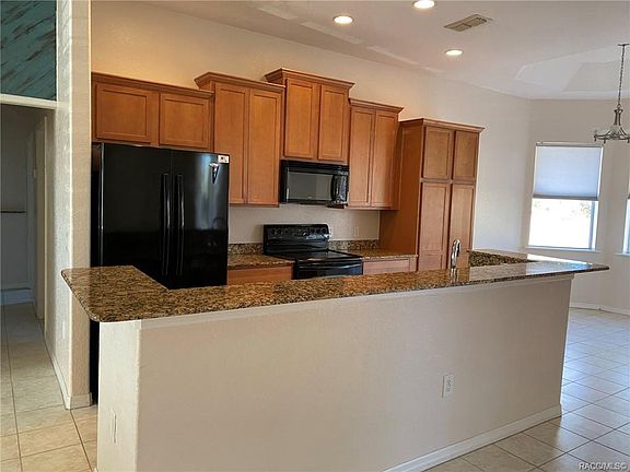2nd image of 12 Nemesia Ct E