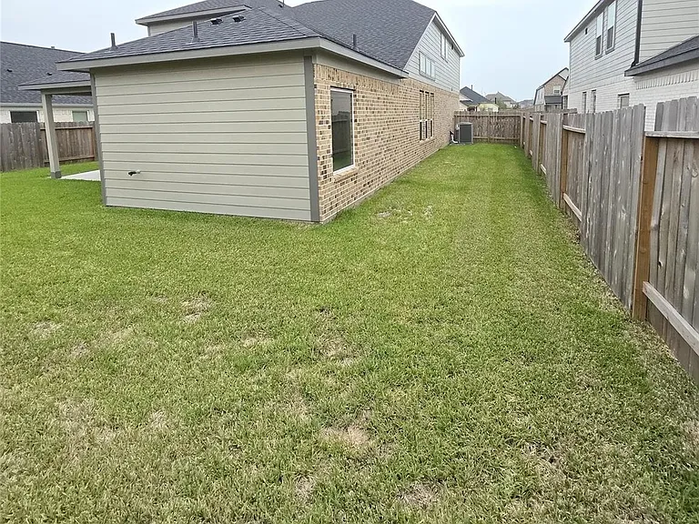 3230 Tilley Dr — Photo 7