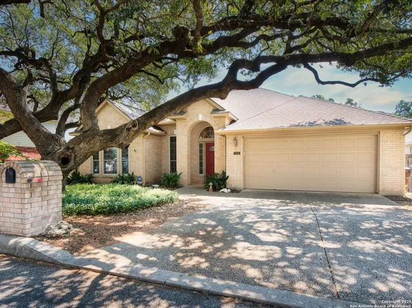 111 Antler Cir, San Antonio, TX 78232