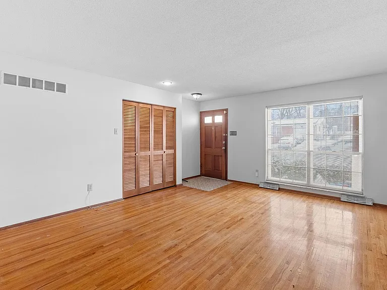 2606-2608 Eltarose Dr — Photo 13