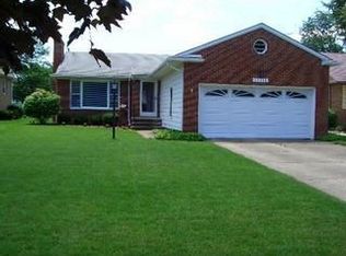 22319 Spencer Ln, Fairview Park, OH 44126