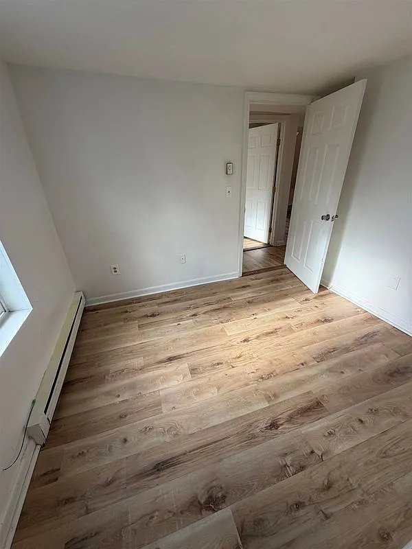2 bed, 1.0 bath, 800 sqft, $1,375 — Photo 3