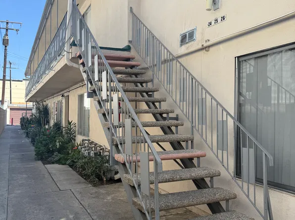 Oasis Apartments, 13852 La Pat Pl #201154c17, Westminster, CA 92683