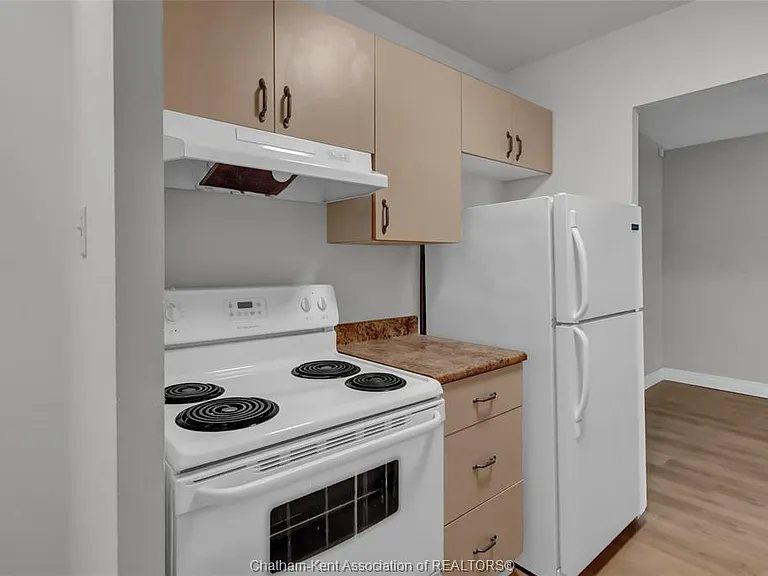 130 Park Ave E #408 — Photo 7