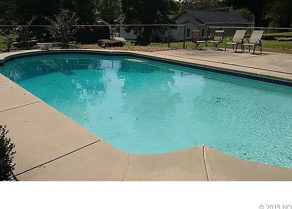 2nd image of 3307 S 65th Ave W