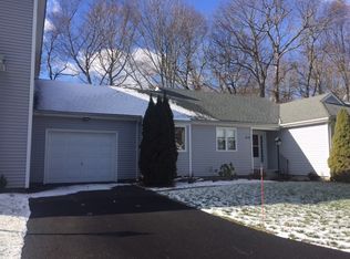 219 Deer Run, Shelton, CT 06484