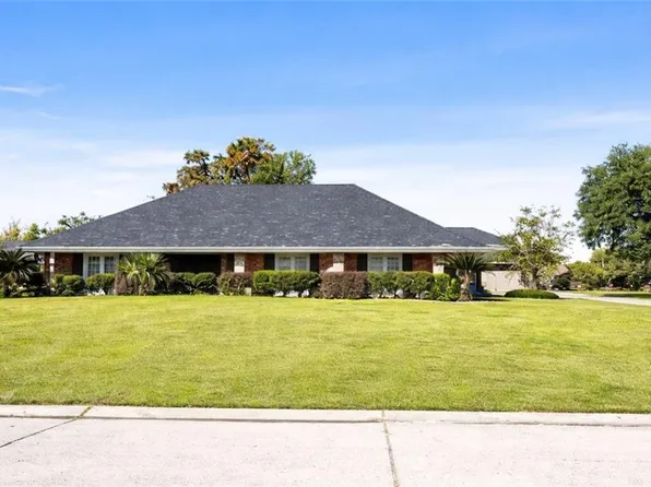 2711 Cedarlawn Dr, Marrero, LA 70072