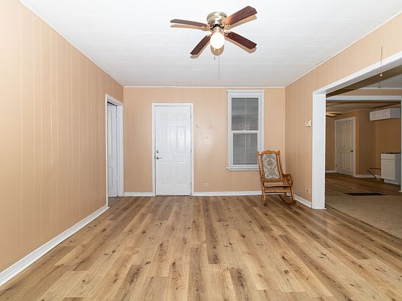 3rd image of 1204 N Livingston St