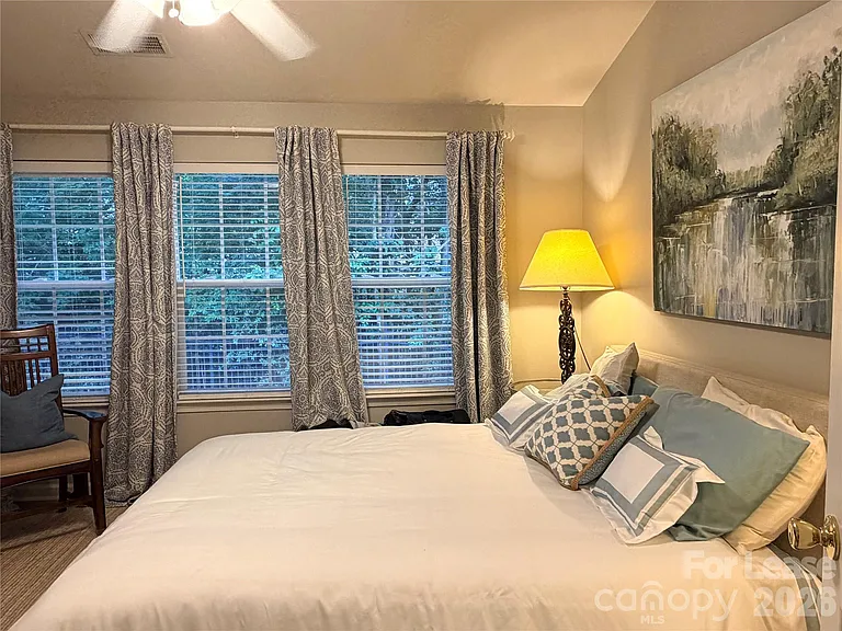 6626 Rothchild Dr — Photo 8