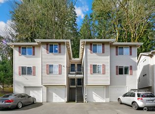 595 Newport Way NW APT E3, Issaquah, WA