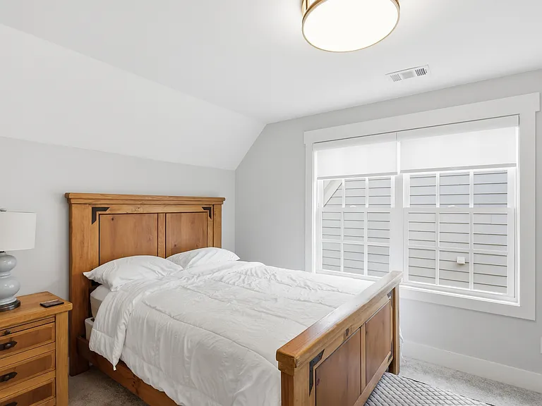 1000 Fendley St #1 — Photo 25