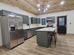 3607 Helmsburg Rd, Nashville, IN 47448