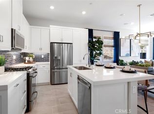 806 Sunrise Rd, Ladera Ranch, CA 92694