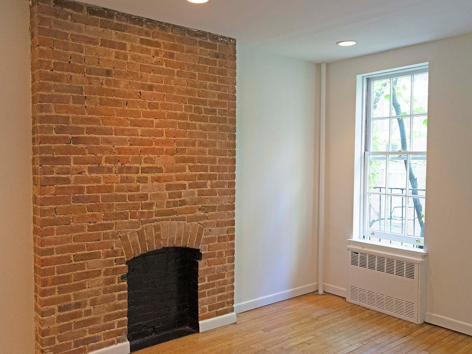314 East 82nd Street — Photo 2