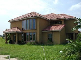 3rd image of 2809 Woods Dr N