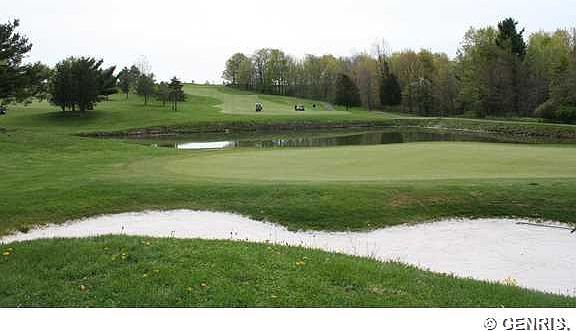 2nd image of 5525 Hagen Trl