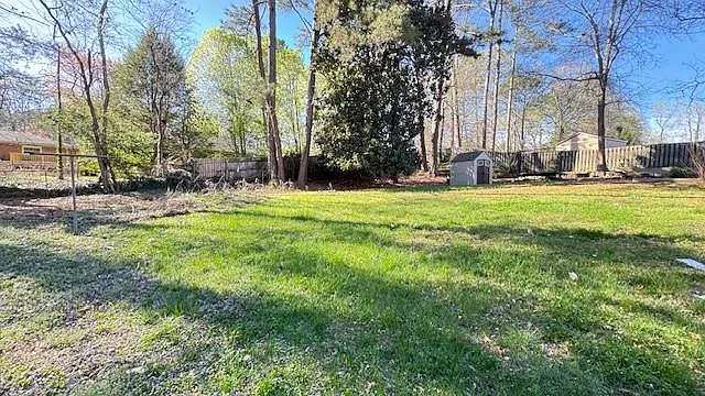552 Sybil Ln SE #B — Photo 29