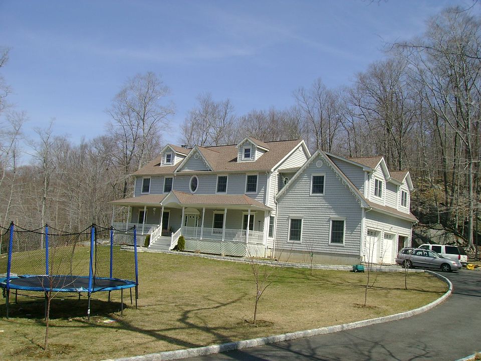 Front Porch Colonial