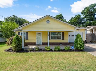 831 E Elgin Pl, Broken Arrow, OK 74012