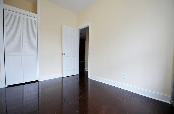 Rented by CITY SKYLINE REALTY INC | media 25