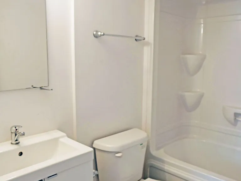 1720 Simcoe St N #16 — Photo 10