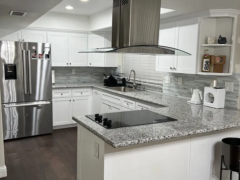 3501 Bernard St — Photo 3