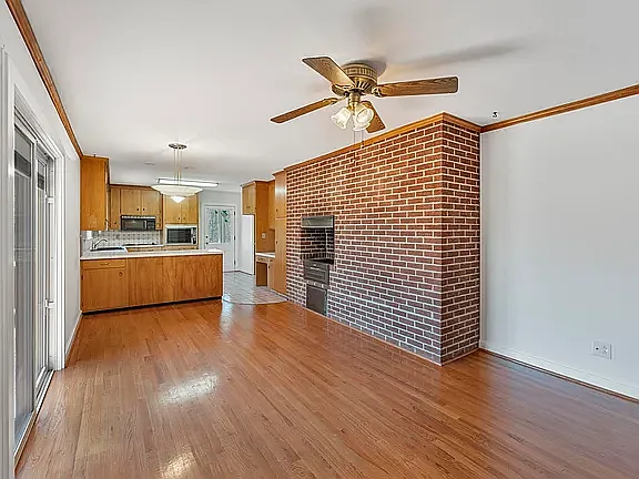 104 Cherokee Ct — Photo 9