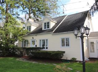 330 Eaglehead Rd, East Rochester, NY 14445