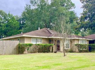 301 Liveoak St, Silsbee, TX 77656