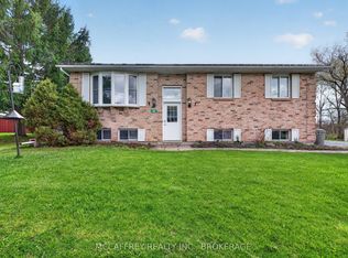 38 William St, Stone Mills, ON K0K 2S0