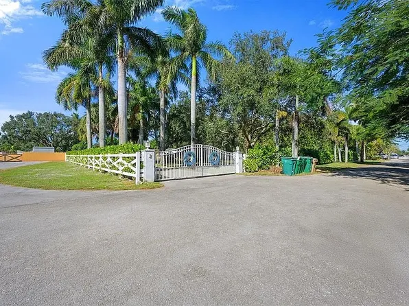 4001 SW 73rd Ave, Davie, FL 33314