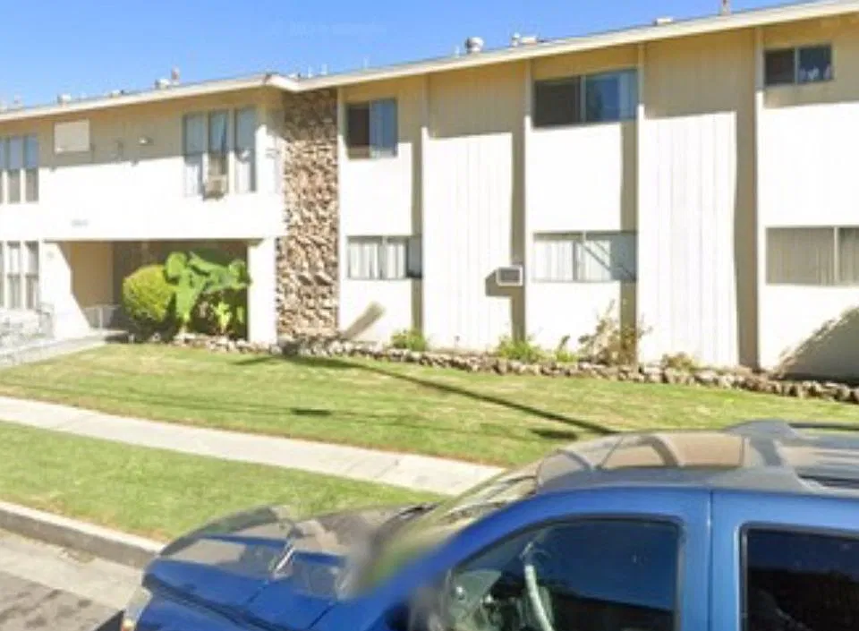 18401 Malden Apartments