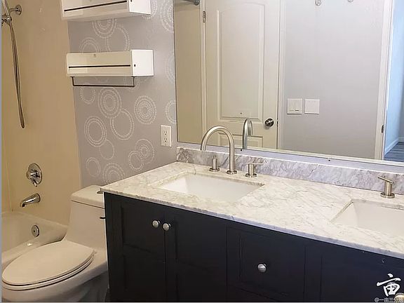5th image of 2100 Vista Del Mar