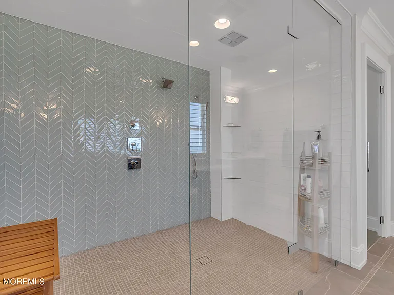 226 Dune Ave — Photo 20