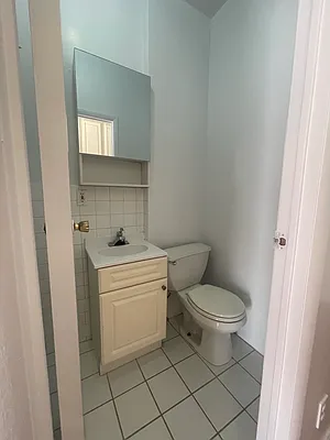 Rented by Peter R. Hungerford, LREB | media 16