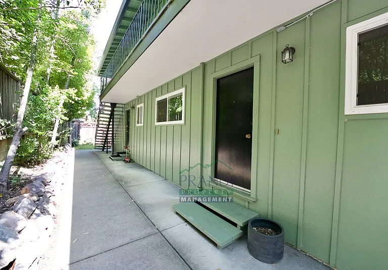 1562 Sir Francis Drake Blvd #4 — Photo 3