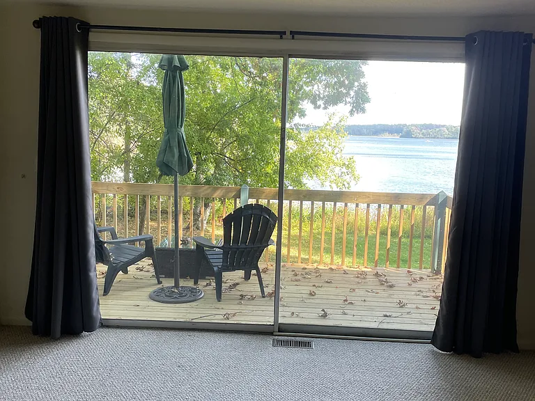 5010 S Lake Dr — Photo 9